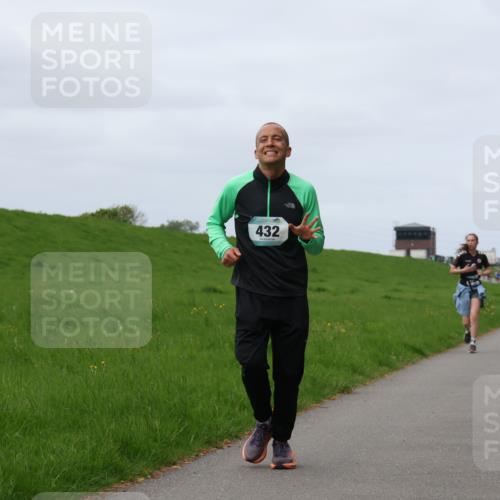 04.05.2025 - 8. Wedeler Halbmarathon Yannick Fuchs http://msf.ph/oto/7835570 04.05.2025 11:44:36 Laufen 432 meine-sportfotos.de