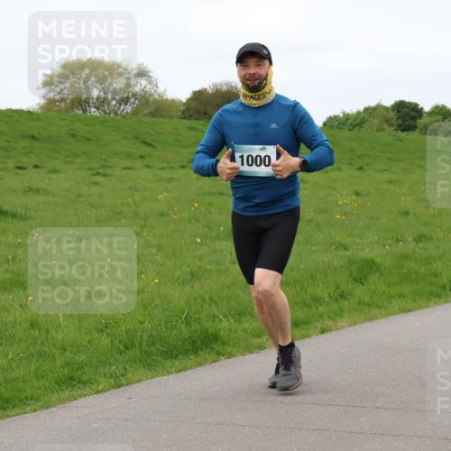 04.05.2025 - 8. Wedeler Halbmarathon Lena Gebhardt http://msf.ph/oto/7835586 04.05.2025 11:27:54 Laufen 1000 meine-sportfotos.de