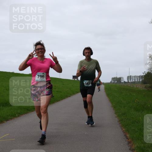 04.05.2025 - 8. Wedeler Halbmarathon Yannick Fuchs http://msf.ph/oto/7835589 04.05.2025 11:23:25 Laufen 796, 563 meine-sportfotos.de