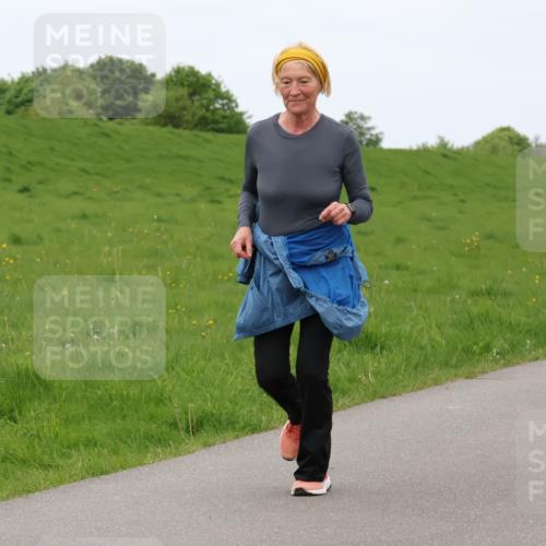 04.05.2025 - 8. Wedeler Halbmarathon Lena Gebhardt http://msf.ph/oto/7835617 04.05.2025 11:28:06 Laufen  meine-sportfotos.de