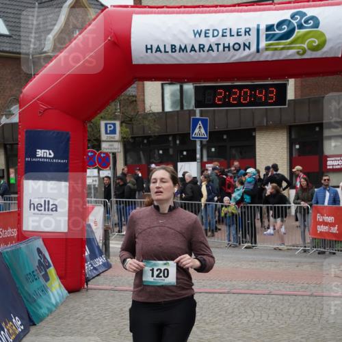 04.05.2025 - 8. Wedeler Halbmarathon Felixshl http://msf.ph/oto/7835661 04.05.2025 12:20:41 Ziel 120 meine-sportfotos.de