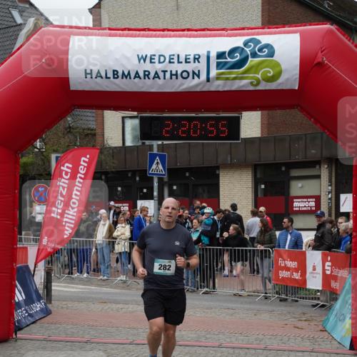 04.05.2025 - 8. Wedeler Halbmarathon Felixshl http://msf.ph/oto/7835716 04.05.2025 12:20:53 Ziel 282 meine-sportfotos.de