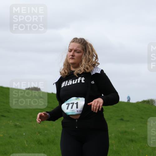 04.05.2025 - 8. Wedeler Halbmarathon Yannick Fuchs http://msf.ph/oto/7835778 04.05.2025 11:45:02 Laufen 771, 141 meine-sportfotos.de