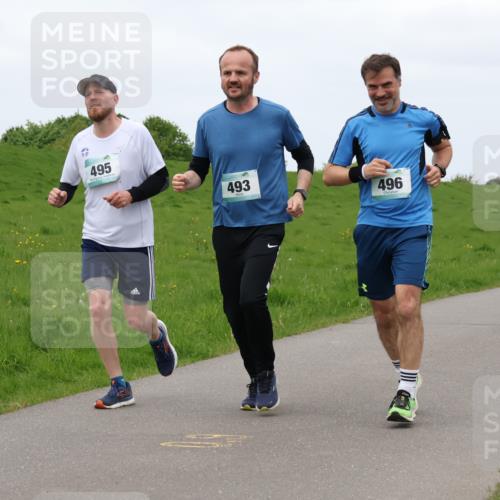 04.05.2025 - 8. Wedeler Halbmarathon Lena Gebhardt http://msf.ph/oto/7835782 04.05.2025 11:28:53 Laufen 495, 493, 496 meine-sportfotos.de