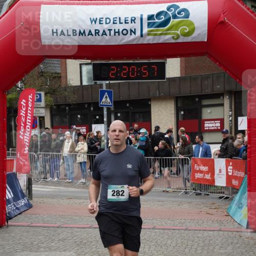 04.05.2025 - 8. Wedeler Halbmarathon Felixshl http://msf.ph/oto/7835785 04.05.2025 12:20:54 Ziel 282 meine-sportfotos.de