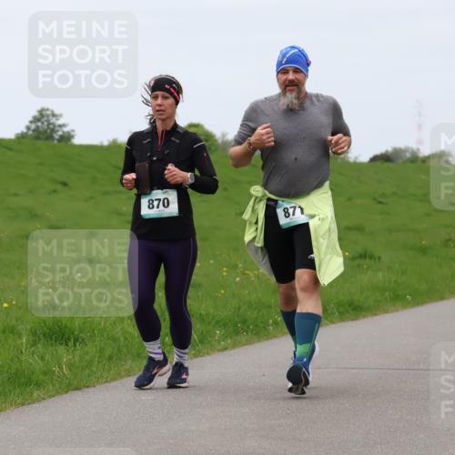 04.05.2025 - 8. Wedeler Halbmarathon Lena Gebhardt http://msf.ph/oto/7835809 04.05.2025 11:29:09 Laufen 870, 871, 1194 meine-sportfotos.de
