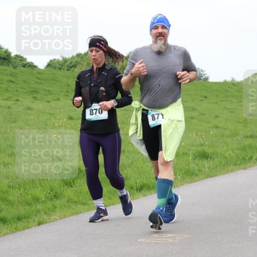 04.05.2025 - 8. Wedeler Halbmarathon Lena Gebhardt http://msf.ph/oto/7835826 04.05.2025 11:29:11 Laufen 870, 871 meine-sportfotos.de