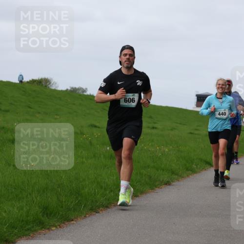 04.05.2025 - 8. Wedeler Halbmarathon Yannick Fuchs http://msf.ph/oto/7835837 04.05.2025 11:45:05 Laufen 606, 440, 1135 meine-sportfotos.de