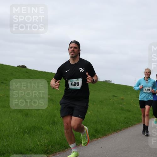 04.05.2025 - 8. Wedeler Halbmarathon Yannick Fuchs http://msf.ph/oto/7835874 04.05.2025 11:45:07 Laufen 606, 440, 1135, 470 meine-sportfotos.de