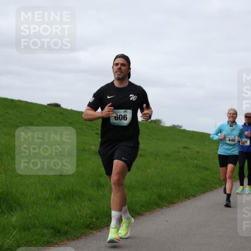 04.05.2025 - 8. Wedeler Halbmarathon Yannick Fuchs http://msf.ph/oto/7835879 04.05.2025 11:45:07 Laufen 606, 440 meine-sportfotos.de