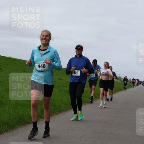 04.05.2025 - 8. Wedeler Halbmarathon Yannick Fuchs http://msf.ph/oto/7835929 04.05.2025 11:45:08 Laufen 440, 470, 1135, 833 meine-sportfotos.de