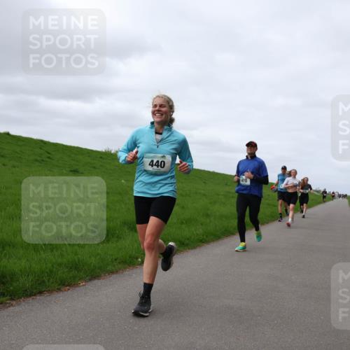 04.05.2025 - 8. Wedeler Halbmarathon Yannick Fuchs http://msf.ph/oto/7835969 04.05.2025 11:45:09 Laufen 440, 470 meine-sportfotos.de
