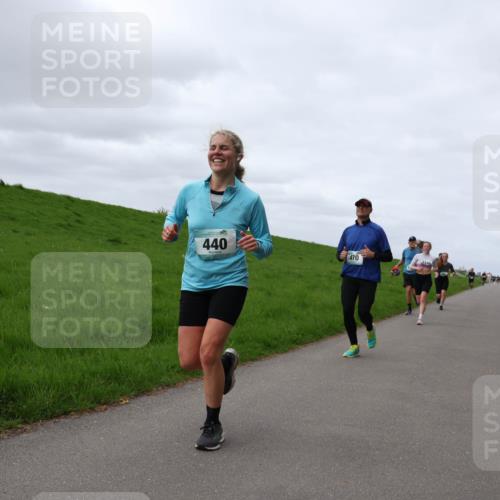 04.05.2025 - 8. Wedeler Halbmarathon Yannick Fuchs http://msf.ph/oto/7835972 04.05.2025 11:45:10 Laufen 440, 470 meine-sportfotos.de