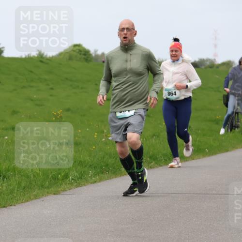 04.05.2025 - 8. Wedeler Halbmarathon Lena Gebhardt http://msf.ph/oto/7835976 04.05.2025 11:29:34 Laufen 864, 724 meine-sportfotos.de