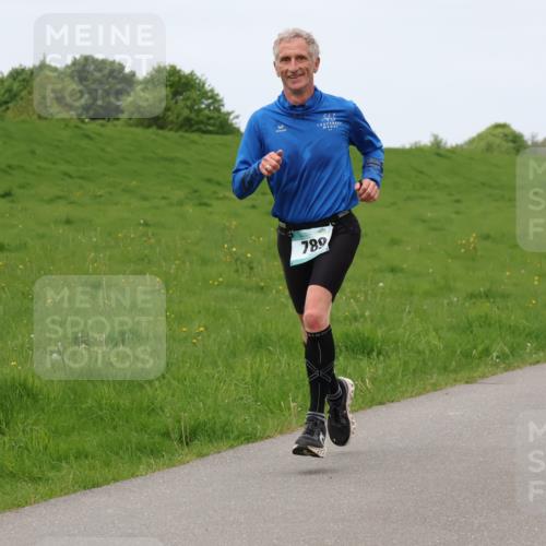 04.05.2025 - 8. Wedeler Halbmarathon Lena Gebhardt http://msf.ph/oto/7836035 04.05.2025 11:29:44 Laufen 789, 17 meine-sportfotos.de