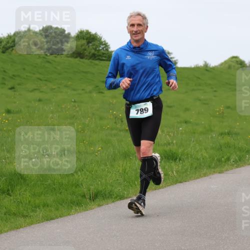 04.05.2025 - 8. Wedeler Halbmarathon Lena Gebhardt http://msf.ph/oto/7836040 04.05.2025 11:29:44 Laufen 789 meine-sportfotos.de