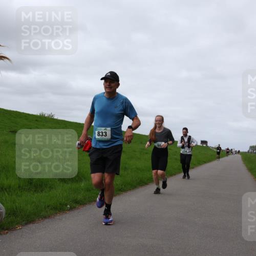 04.05.2025 - 8. Wedeler Halbmarathon Yannick Fuchs http://msf.ph/oto/7836105 04.05.2025 11:45:13 Laufen 833, 138 meine-sportfotos.de
