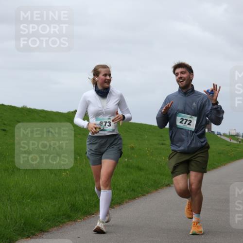 04.05.2025 - 8. Wedeler Halbmarathon Yannick Fuchs http://msf.ph/oto/7836110 04.05.2025 11:58:52 Laufen 73, 272 meine-sportfotos.de