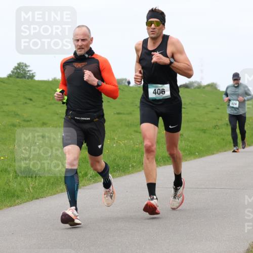 04.05.2025 - 8. Wedeler Halbmarathon Lena Gebhardt http://msf.ph/oto/7836176 04.05.2025 11:30:08 Laufen 406, 824, 648 meine-sportfotos.de