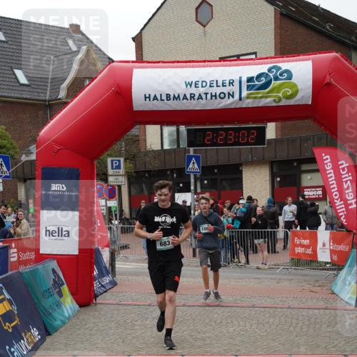 04.05.2025 - 8. Wedeler Halbmarathon Felixshl http://msf.ph/oto/7836202 04.05.2025 12:23:00 Ziel 595, 683, 974, 1005 meine-sportfotos.de