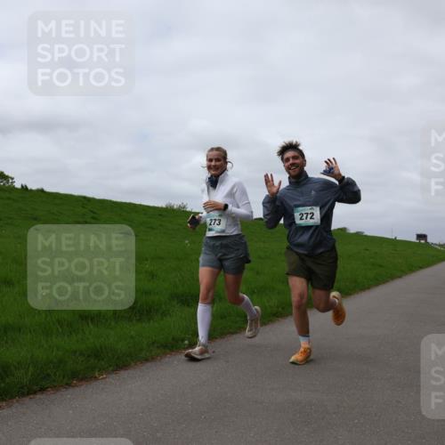 04.05.2025 - 8. Wedeler Halbmarathon Yannick Fuchs http://msf.ph/oto/7836221 04.05.2025 11:58:53 Laufen 272, 273 meine-sportfotos.de