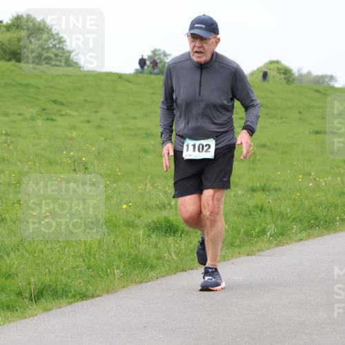 04.05.2025 - 8. Wedeler Halbmarathon Lena Gebhardt http://msf.ph/oto/7836399 04.05.2025 11:30:42 Laufen 1102, 105 meine-sportfotos.de