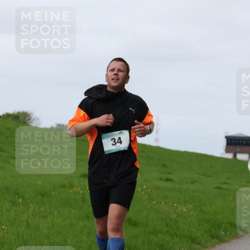 04.05.2025 - 8. Wedeler Halbmarathon Yannick Fuchs http://msf.ph/oto/7836422 04.05.2025 11:45:33 Laufen 34, 328, 943 meine-sportfotos.de
