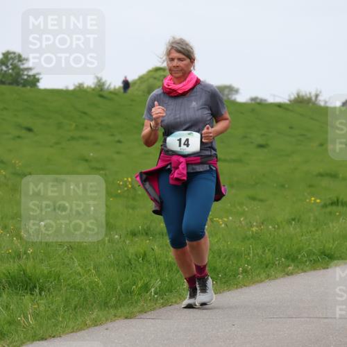 04.05.2025 - 8. Wedeler Halbmarathon Lena Gebhardt http://msf.ph/oto/7836445 04.05.2025 11:30:49 Laufen 14 meine-sportfotos.de