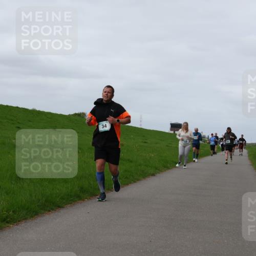 04.05.2025 - 8. Wedeler Halbmarathon Yannick Fuchs http://msf.ph/oto/7836451 04.05.2025 11:45:34 Laufen 34 meine-sportfotos.de