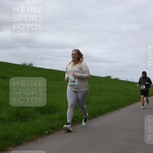 04.05.2025 - 8. Wedeler Halbmarathon Yannick Fuchs http://msf.ph/oto/7836558 04.05.2025 11:45:41 Laufen 328, 345 meine-sportfotos.de