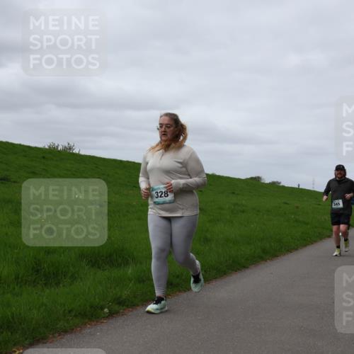 04.05.2025 - 8. Wedeler Halbmarathon Yannick Fuchs http://msf.ph/oto/7836563 04.05.2025 11:45:41 Laufen 328, 345 meine-sportfotos.de
