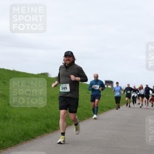 04.05.2025 - 8. Wedeler Halbmarathon Yannick Fuchs http://msf.ph/oto/7836595 04.05.2025 11:45:42 Laufen 345, 1943 meine-sportfotos.de