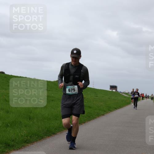 04.05.2025 - 8. Wedeler Halbmarathon Yannick Fuchs http://msf.ph/oto/7836611 04.05.2025 11:59:40 Laufen 675 meine-sportfotos.de