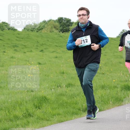 04.05.2025 - 8. Wedeler Halbmarathon Lena Gebhardt http://msf.ph/oto/7836633 04.05.2025 11:31:38 Laufen 12, 1026 meine-sportfotos.de