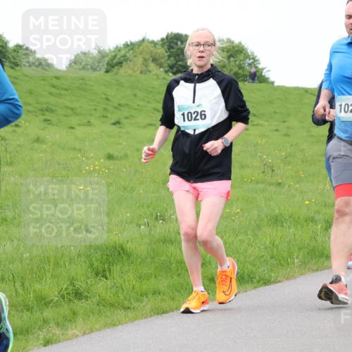 04.05.2025 - 8. Wedeler Halbmarathon Lena Gebhardt http://msf.ph/oto/7836653 04.05.2025 11:31:40 Laufen 12, 1026, 1025 meine-sportfotos.de