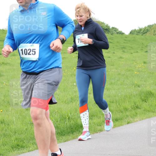 04.05.2025 - 8. Wedeler Halbmarathon Lena Gebhardt http://msf.ph/oto/7836677 04.05.2025 11:31:42 Laufen 1025, 75 meine-sportfotos.de