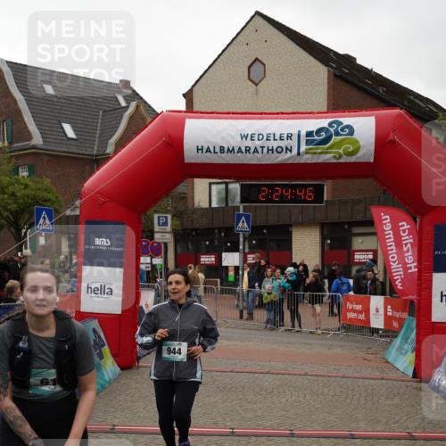 04.05.2025 - 8. Wedeler Halbmarathon Felixshl http://msf.ph/oto/7836688 04.05.2025 12:24:44 Ziel 619, 944 meine-sportfotos.de