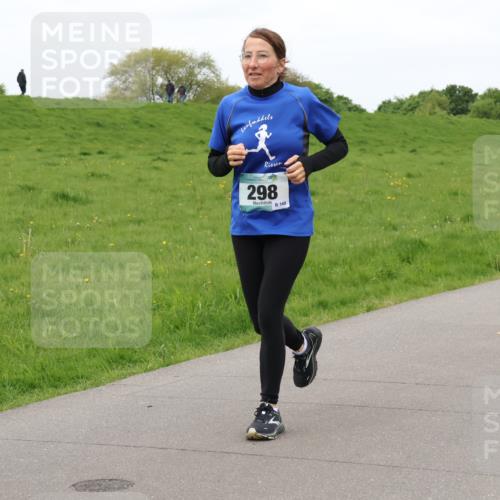 04.05.2025 - 8. Wedeler Halbmarathon Lena Gebhardt http://msf.ph/oto/7836703 04.05.2025 11:31:44 Laufen 298, 140 meine-sportfotos.de