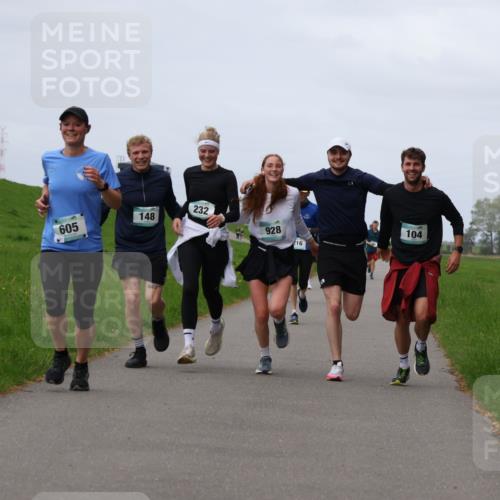 04.05.2025 - 8. Wedeler Halbmarathon Yannick Fuchs http://msf.ph/oto/7836743 04.05.2025 11:45:46 Laufen 605, 148, 232, 928, 216, 104 meine-sportfotos.de