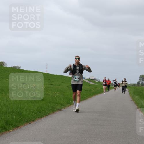 04.05.2025 - 8. Wedeler Halbmarathon Yannick Fuchs http://msf.ph/oto/7836757 04.05.2025 11:59:50 Laufen 1075 meine-sportfotos.de