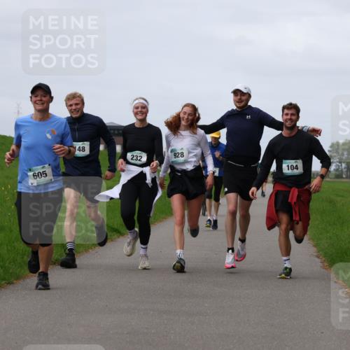 04.05.2025 - 8. Wedeler Halbmarathon Yannick Fuchs http://msf.ph/oto/7836788 04.05.2025 11:45:47 Laufen 605, 48, 232, 928, 104 meine-sportfotos.de