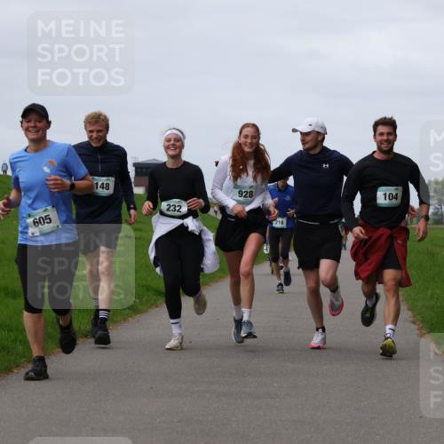 04.05.2025 - 8. Wedeler Halbmarathon Yannick Fuchs http://msf.ph/oto/7836802 04.05.2025 11:45:47 Laufen 605, 148, 232, 928, 216, 104 meine-sportfotos.de