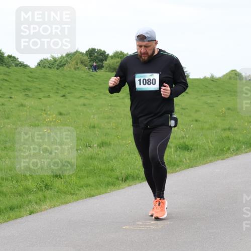 04.05.2025 - 8. Wedeler Halbmarathon Lena Gebhardt http://msf.ph/oto/7836820 04.05.2025 11:31:56 Laufen 1080 meine-sportfotos.de