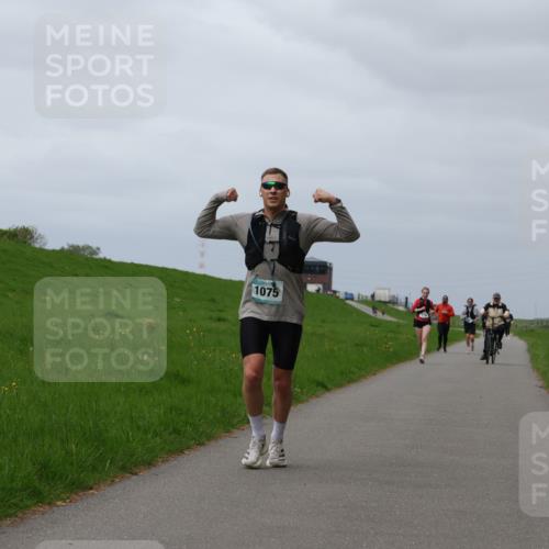 04.05.2025 - 8. Wedeler Halbmarathon Yannick Fuchs http://msf.ph/oto/7836836 04.05.2025 11:59:52 Laufen 1075 meine-sportfotos.de