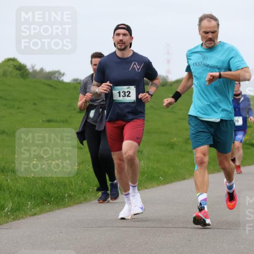 04.05.2025 - 8. Wedeler Halbmarathon Lena Gebhardt http://msf.ph/oto/7836874 04.05.2025 11:32:15 Laufen 132, 39, 302 meine-sportfotos.de