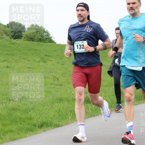 04.05.2025 - 8. Wedeler Halbmarathon Lena Gebhardt http://msf.ph/oto/7836891 04.05.2025 11:32:17 Laufen 132 meine-sportfotos.de