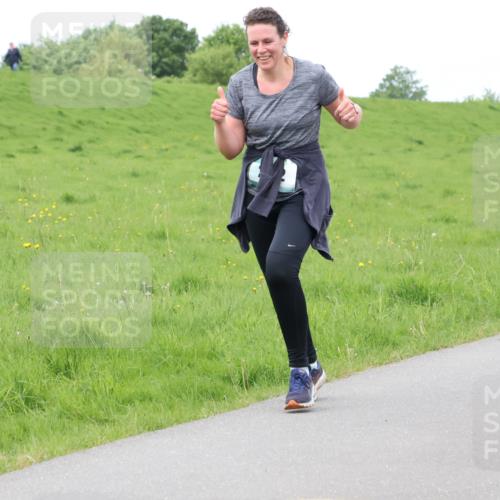 04.05.2025 - 8. Wedeler Halbmarathon Lena Gebhardt http://msf.ph/oto/7836907 04.05.2025 11:32:19 Laufen  meine-sportfotos.de