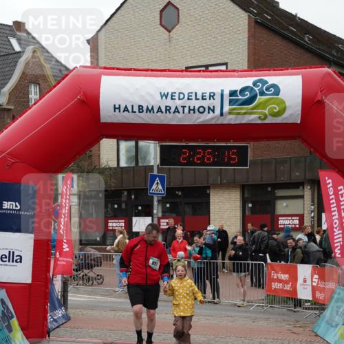 04.05.2025 - 8. Wedeler Halbmarathon Felixshl http://msf.ph/oto/7836971 04.05.2025 12:26:13 Ziel 891 meine-sportfotos.de