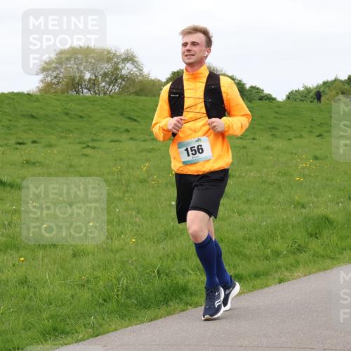04.05.2025 - 8. Wedeler Halbmarathon Lena Gebhardt http://msf.ph/oto/7836993 04.05.2025 11:32:29 Laufen 156 meine-sportfotos.de