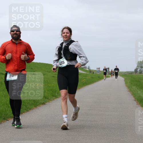 04.05.2025 - 8. Wedeler Halbmarathon Yannick Fuchs http://msf.ph/oto/7837086 04.05.2025 12:00:12 Laufen 24, 435 meine-sportfotos.de
